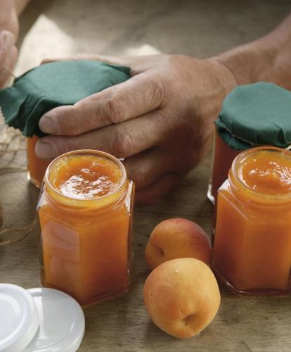 Apricot jam