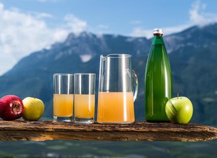 Logo Weissenhof Apple Juice